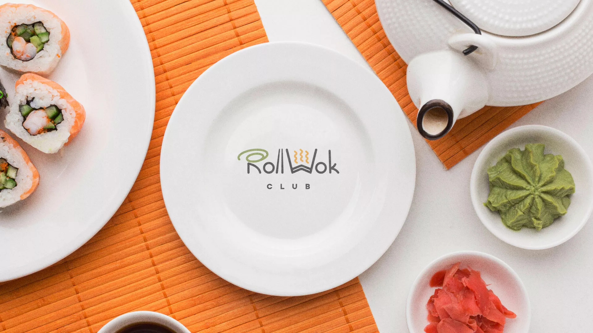 Разработка логотипа и фирменного стиля в Шумихе для суши-бара «Roll Wok Club»